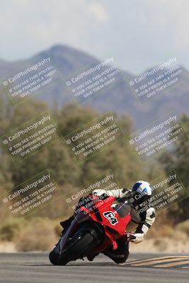 media/Oct-13-2025-Moto Forza (Mon) [[a66d839500]]/2-A Group/Session 4 Turn 7/